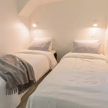 Ssa Spot Stylish 3-room Id 5001b18 Appartamento